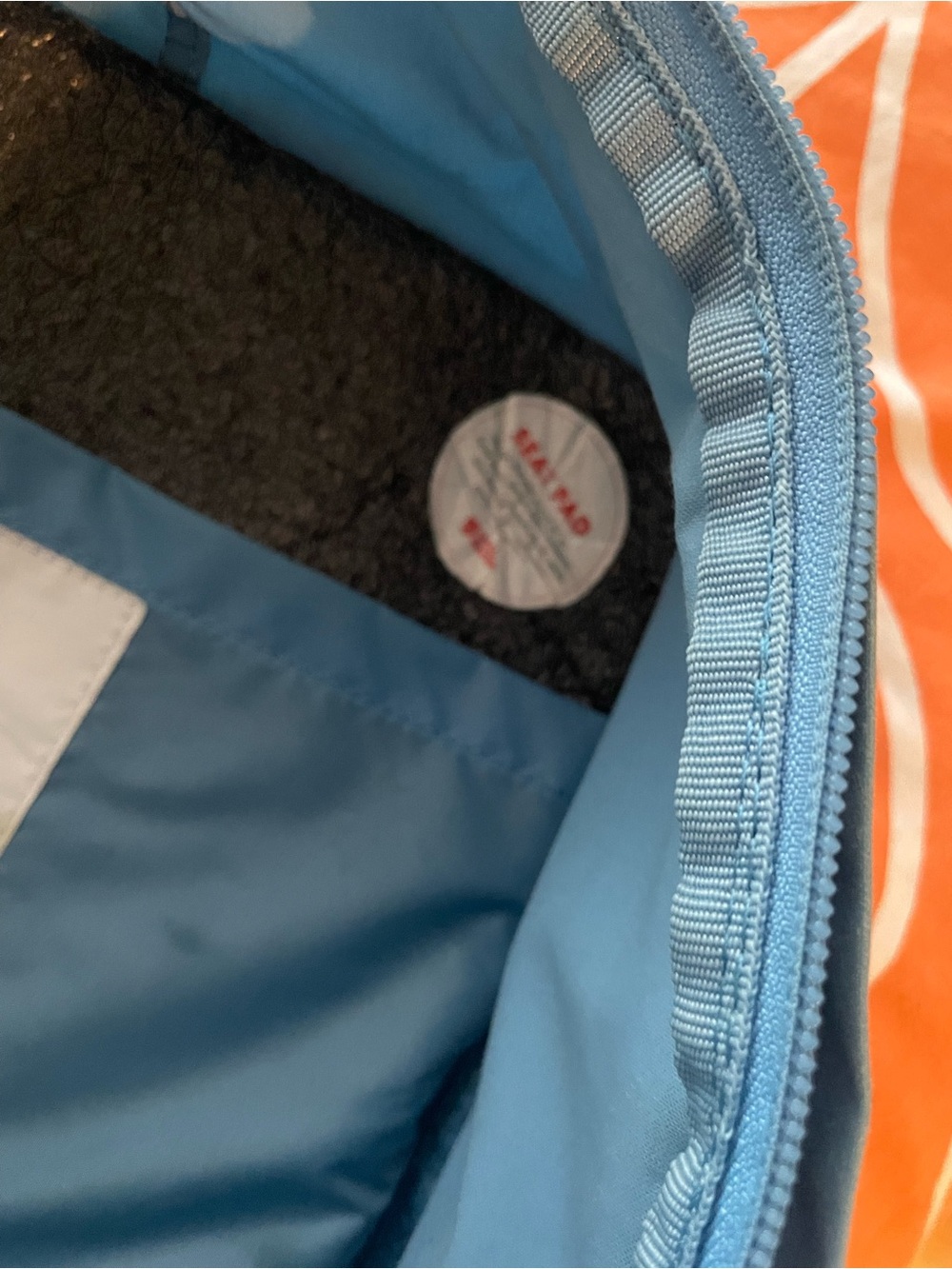 Fjallraven Kanken Light Blue Backpack with Rainbow Webbing - Picture 7 of 8